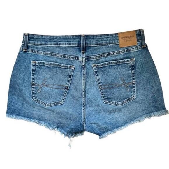 Denizen Levis Distressed Denim High Rise Shorts Size 14 - Picture 2 of 3